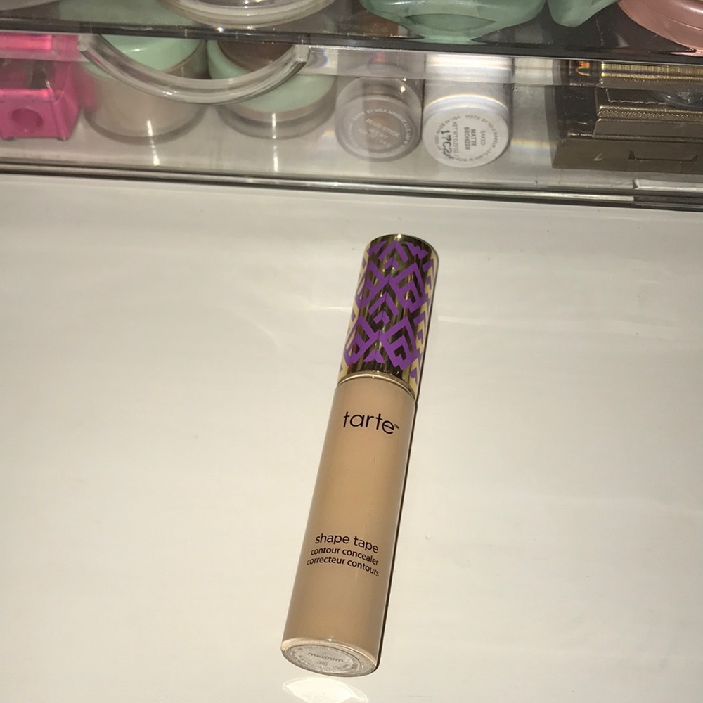 Tarte Shape Tape in shade Medium